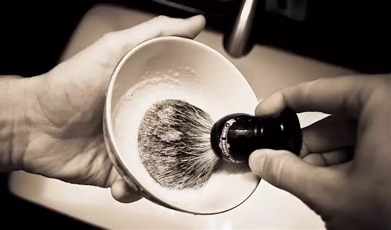 How to use shaving cream step by step